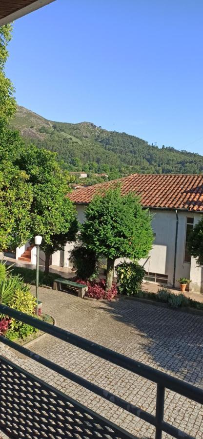 Pensao Continental Machado Hotel Caldelas Buitenkant foto